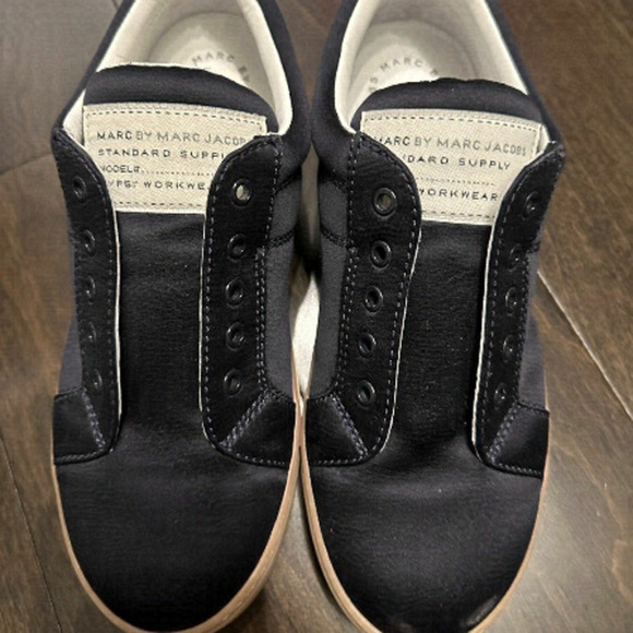 Nwot (Came with soles like that) Marc by Marc Jacobs, Flats, Size 9, Navy, MBMJ - Picture 1 of 6